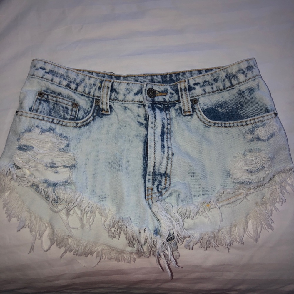 CARMAR “Morgan cheeky” jean shorts